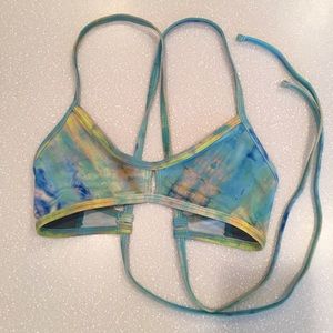 Jolyn Vent bikini top size MED.